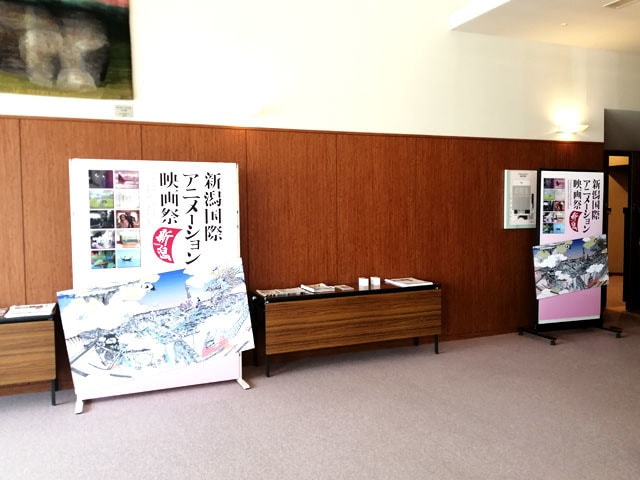 自立型パネル事例